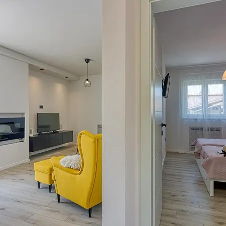 Modern App Ana With Jacuzzi And Balcony Apartment