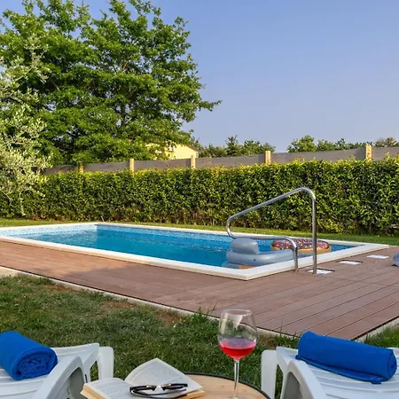 شقة Modern Ana With Jacuzzi And Pool *