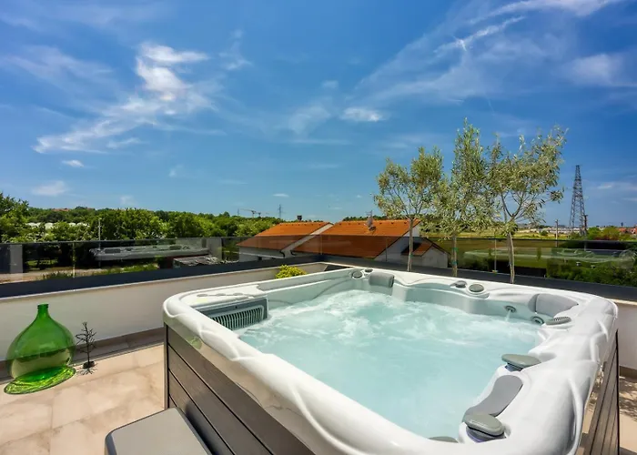 Lejlighed Modern Ana With Jacuzzi And Pool