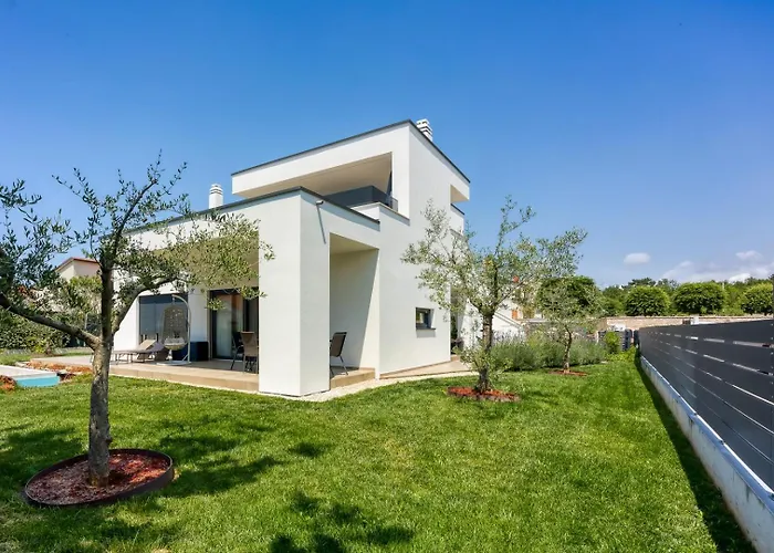 Modern Ana With Jacuzzi And Pool Διαμέρισμα Πόρετς